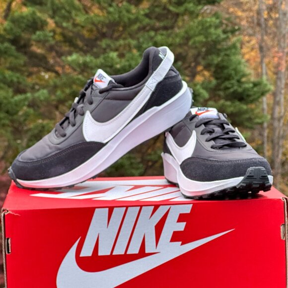 NEW Nike Waffle Debut (Black / White) Casual Shoe - Size Womens 9.5 | Mens 8 - Picture 1 of 10